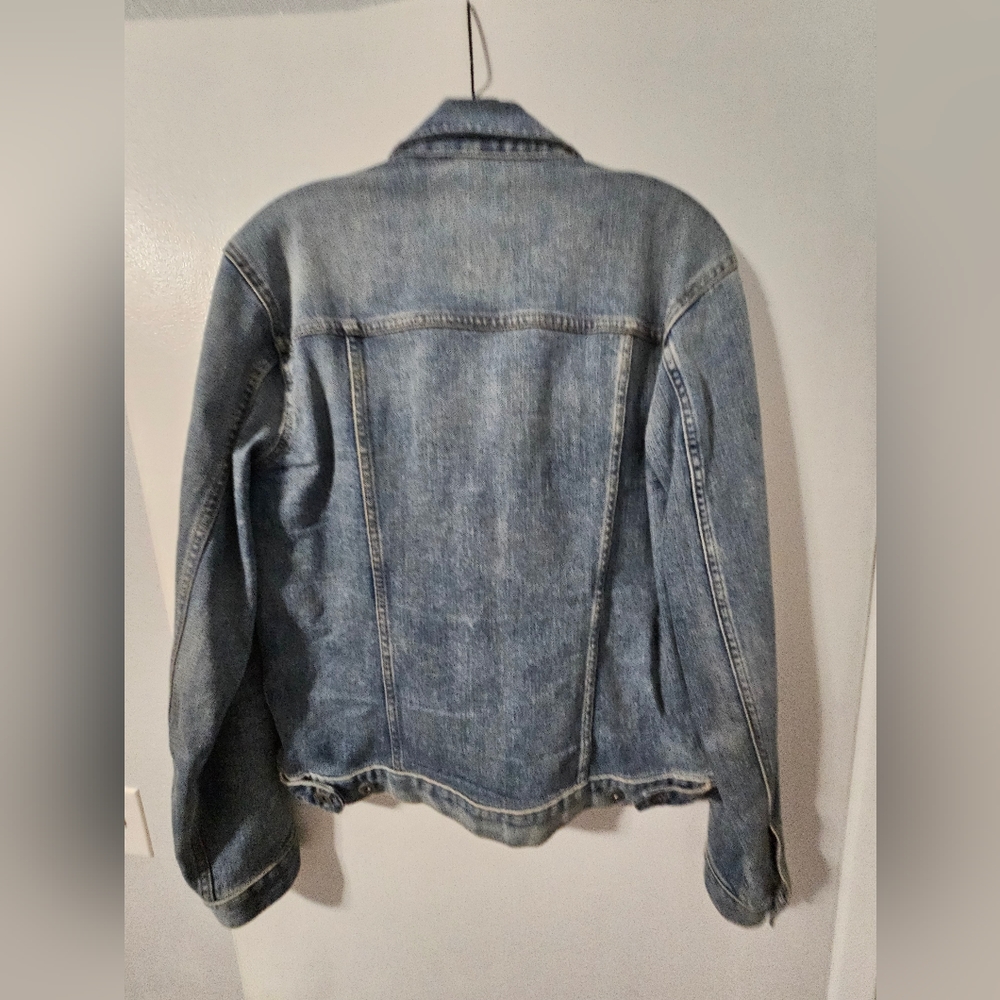 Denim jacket - Picture 2 of 3